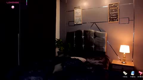 chrristopher77 online show from 8, 10, 2025