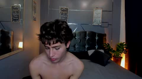 chrristopher77 online show from 17, 10, 2025