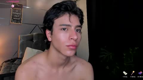 chrristopher77 online show from 6, 11, 2025