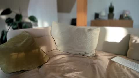 Snapshot of chrsbang chatting on 16, 4, 2026 ChrisBang online show from 16, 4, 2026