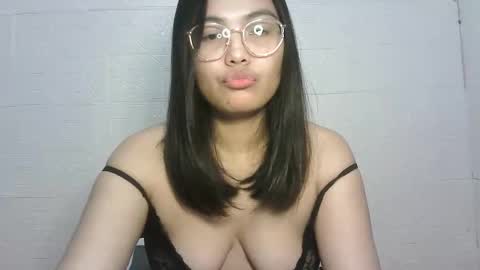 chubbycheeks27 online show from 11, 2, 2025