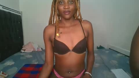Snapshot of chyna_baibe chatting on 13, 9, 2025 chyna_baibe online show from 13, 9, 2025