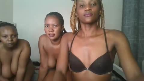 Snapshot of chyna_baibe chatting on 30, 9, 2025 chyna_baibe online show from 30, 9, 2025