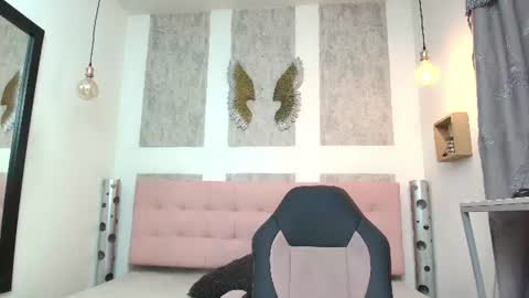 Snapshot of ciara_connor chatting on 21, 6, 2026 ... ... online show from 21, 6, 2026