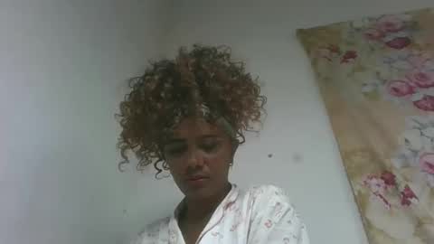 Snapshot of ciciazzhh chatting on 4, 3, 2026 ciciazzhh online show from 4, 3, 2026