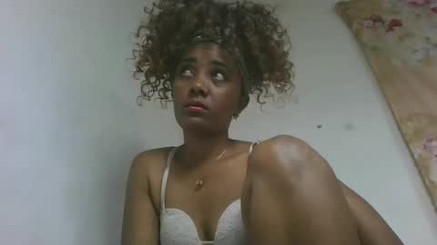 Snapshot of ciciazzhh chatting on 12, 3, 2026 ciciazzhh online show from 12, 3, 2026