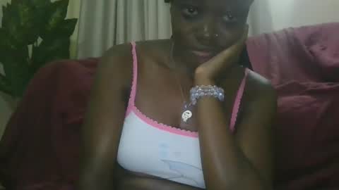 cilia petite online show from 13, 1, 2025