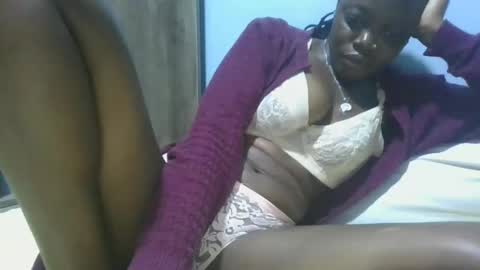 cilia petite online show from 24, 1, 2025