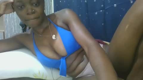 cilia petite online show from 23, 2, 2025
