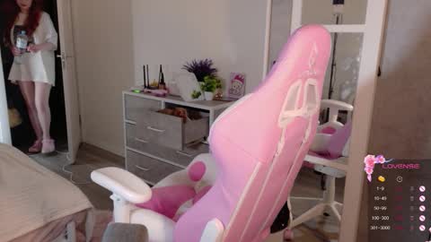 Maddy online show from 23, 12, 2025