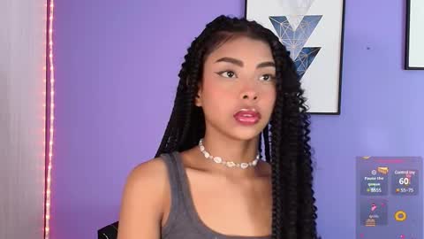 Snapshot of cinnamon_kyla chatting on 13, 2, 2025 cinnamon_kyla online show from 13, 2, 2025