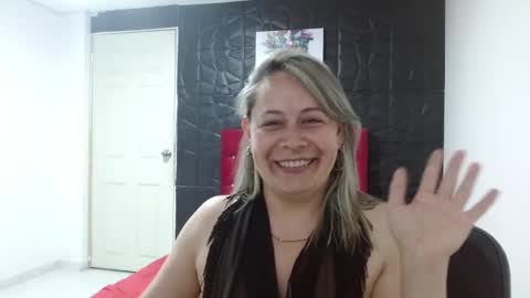 cinthia1609 online show from 27, 1, 2025