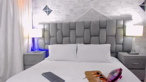 CintiaCollins  online show from 22, 12, 2024