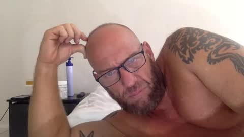 . online show from 29, 1, 2025