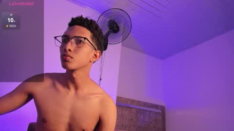 cj_davis1 online show from 14, 9, 2025
