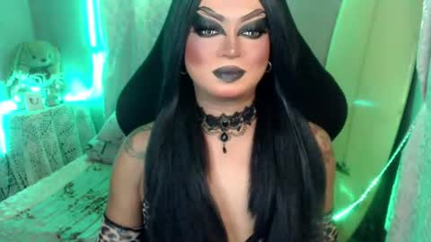QUEEN CESS online show from 20, 6, 2026