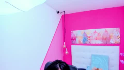 claire aristizabal online show from 26, 12, 2024