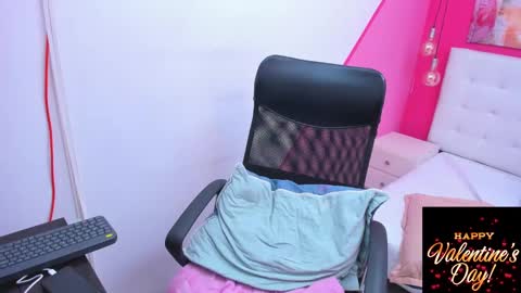 claire aristizabal online show from 15, 2, 2025