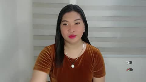 CLAIRE online show from 28, 1, 2025