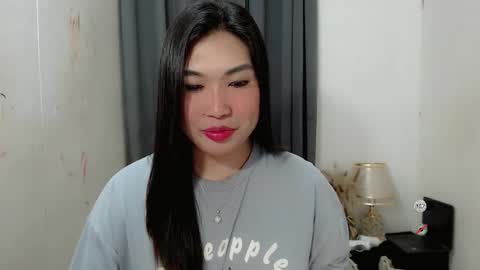 CLAIRE online show from 3, 10, 2025