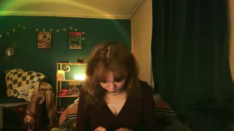 Snapshot of clancyosbourne chatting on 6, 10, 2025 Clancy online show from 6, 10, 2025