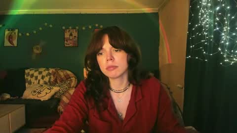 Snapshot of clancyosbourne chatting on 17, 5, 2026 Clancy online show from 17, 5, 2026