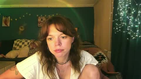 Snapshot of clancyosbourne chatting on 31, 5, 2026 Clancy online show from 31, 5, 2026