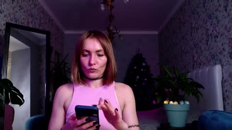 Snapshot of clara_bendover chatting on 17, 12, 2024 Clara online show from 17, 12, 2024
