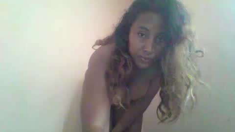 Clarah0123 online show from 5, 3, 2025