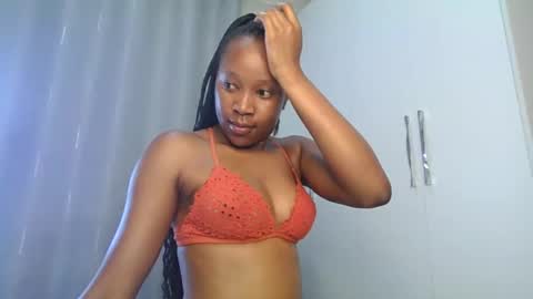 clara11 online show from 7, 11, 2025