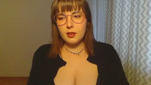 Snapshot of claralovely chatting on 17, 6, 2026 Clara online show from 17, 6, 2026