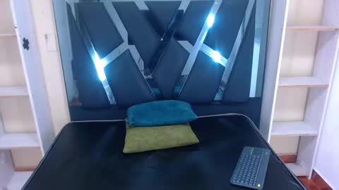 Snapshot of clarense_bill chatting on 1, 11, 2025 Clarense online show from 1, 11, 2025