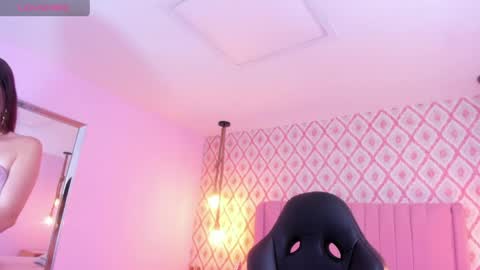 Snapshot of clarise_hall chatting on 28, 5, 2026 C L A R I S E online show from 28, 5, 2026