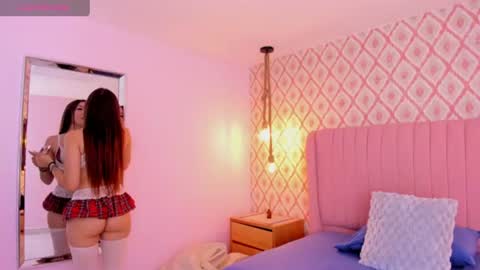 Snapshot of clarise_hall chatting on 9, 6, 2026 C L A R I S E online show from 9, 6, 2026
