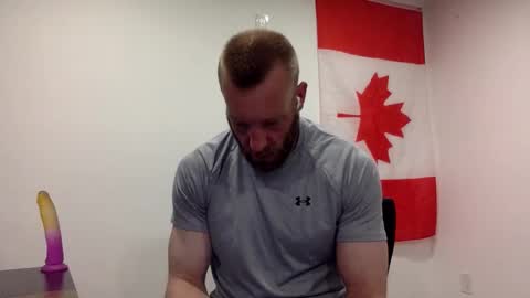 Snapshot of clarkecock chatting on 27, 4, 2026 Clarke Cock online show from 27, 4, 2026