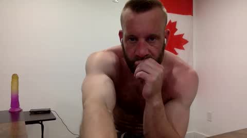 Snapshot of clarkecock chatting on 28, 4, 2026 Clarke Cock online show from 28, 4, 2026
