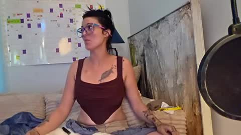 clarnbear online show from 23, 6, 2026