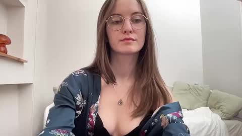 classyandgirly online show from 2, 3, 2026