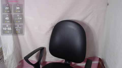 Snapshot of clawdeen_gh chatting on 17, 10, 2025 clawdeen_gh online show from 17, 10, 2025