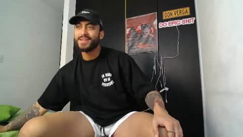 Snapshot of claybrown_ chatting on 3, 7, 2026 Clay online show from 3, 7, 2026