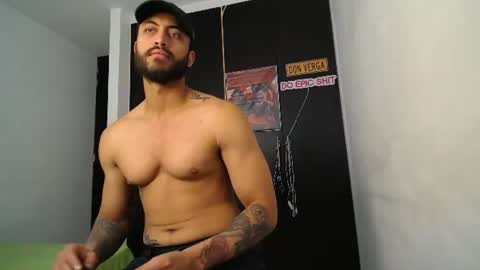 Snapshot of claybrown_ chatting on 6, 7, 2026 Clay online show from 6, 7, 2026