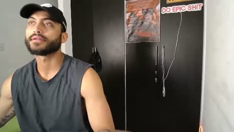 Snapshot of claybrown_ chatting on 9, 7, 2026 Clay online show from 9, 7, 2026