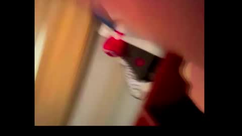 clementine75009 online show from 4, 4, 2026