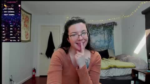 Snapshot of cleo_cam chatting on 18, 2, 2025 Cleo Schedule Updates online show from 18, 2, 2025