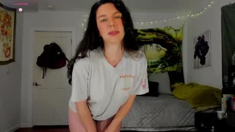 Snapshot of cleo_cam chatting on 26, 4, 2026 Cleo Schedule Updates online show from 26, 4, 2026
