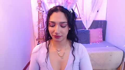 Snapshot of cleo_fox chatting on 8, 10, 2025 Cleo online show from 8, 10, 2025