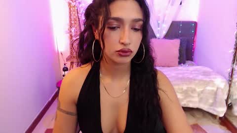 Snapshot of cleo_fox chatting on 16, 10, 2025 Cleo online show from 16, 10, 2025