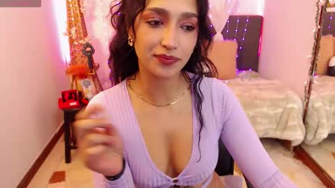 Snapshot of cleo_fox chatting on 19, 11, 2025 Cleo online show from 19, 11, 2025
