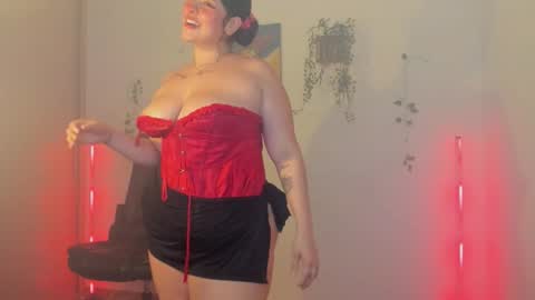 Cleopatra online show from 26, 11, 2025