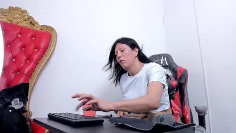 Snapshot of cleopatra_trans chatting on 18, 2, 2025 online show from 18, 2, 2025